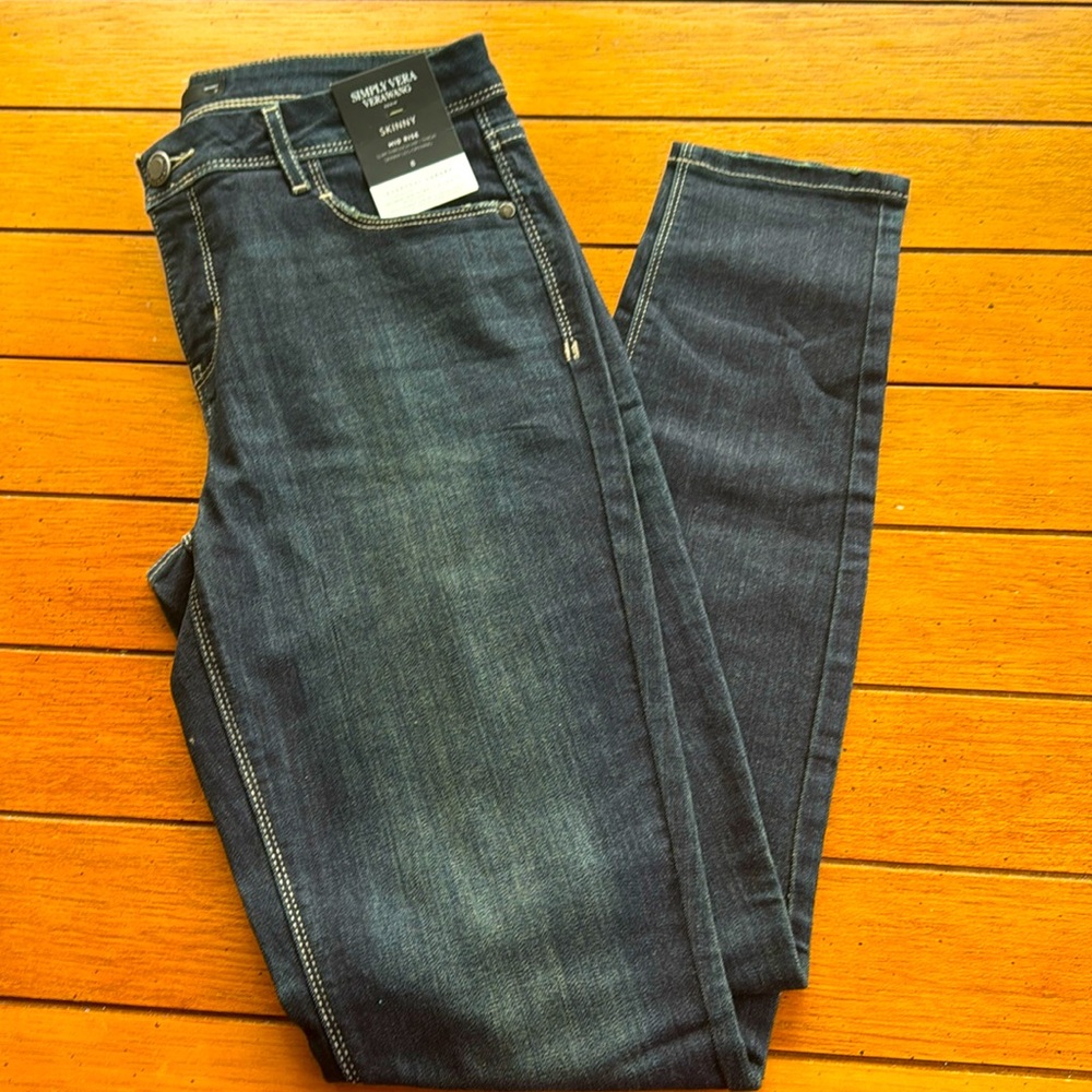 NWT Simply Vera Verawang Skinny jeans size 8